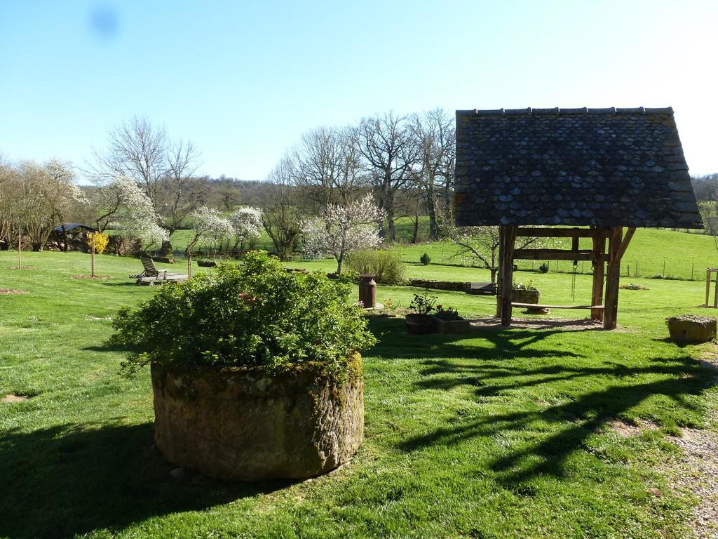 Chambres D'Hotes Du Hameau Les Brunes Bozouls Eksteriør billede